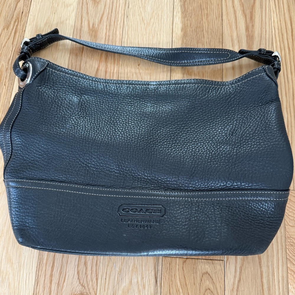 Coach Vintage Black Leather Shoulder Bag